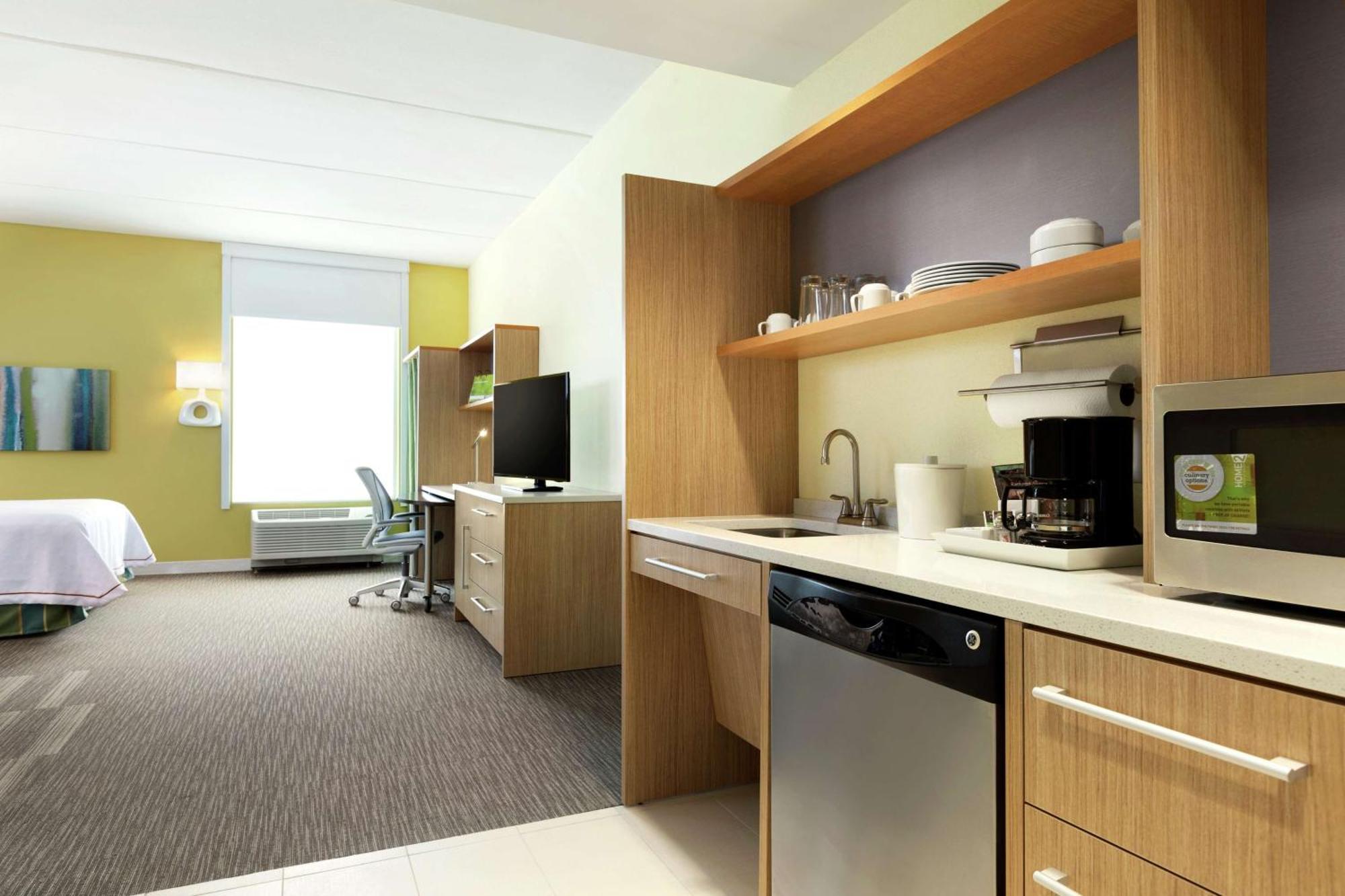 Home2 Suites By Hilton Saratoga Малта Екстериор снимка